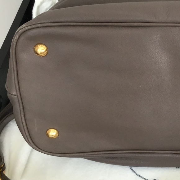 Prada Bag - Picture 4 of 5